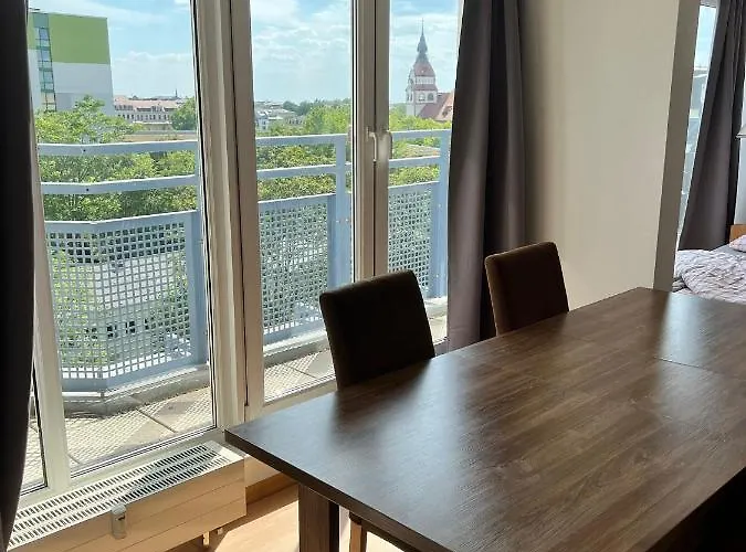 Lea Zoo Panoramablick Mit Terasse لبسيا